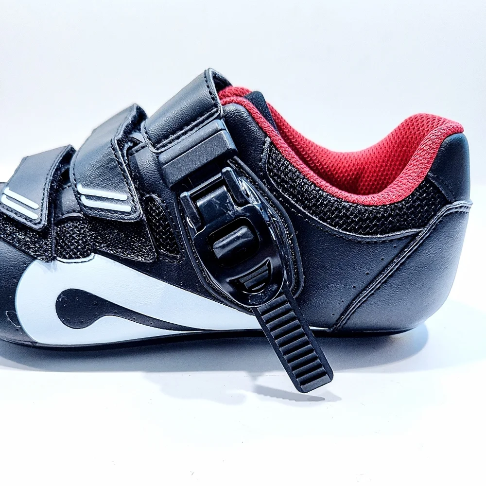 Peloton Cycling Shoes Womens US 7 EU 38 Black Spin Bike Indoor (No Cleats)